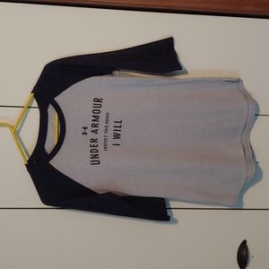 Under Armour 3/4 Length Sleeve T-shirt.